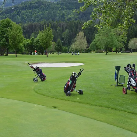 Hotel Berghof 3*