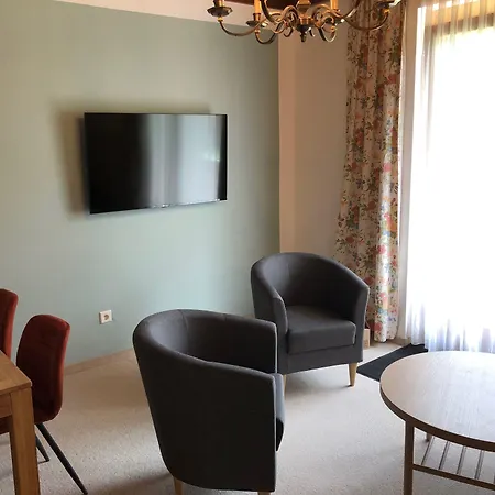 Hotel Berghof 3*